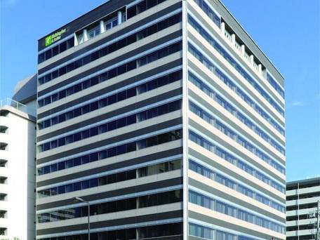 ホリデイ・イン＆スイーツ新大阪 / 4