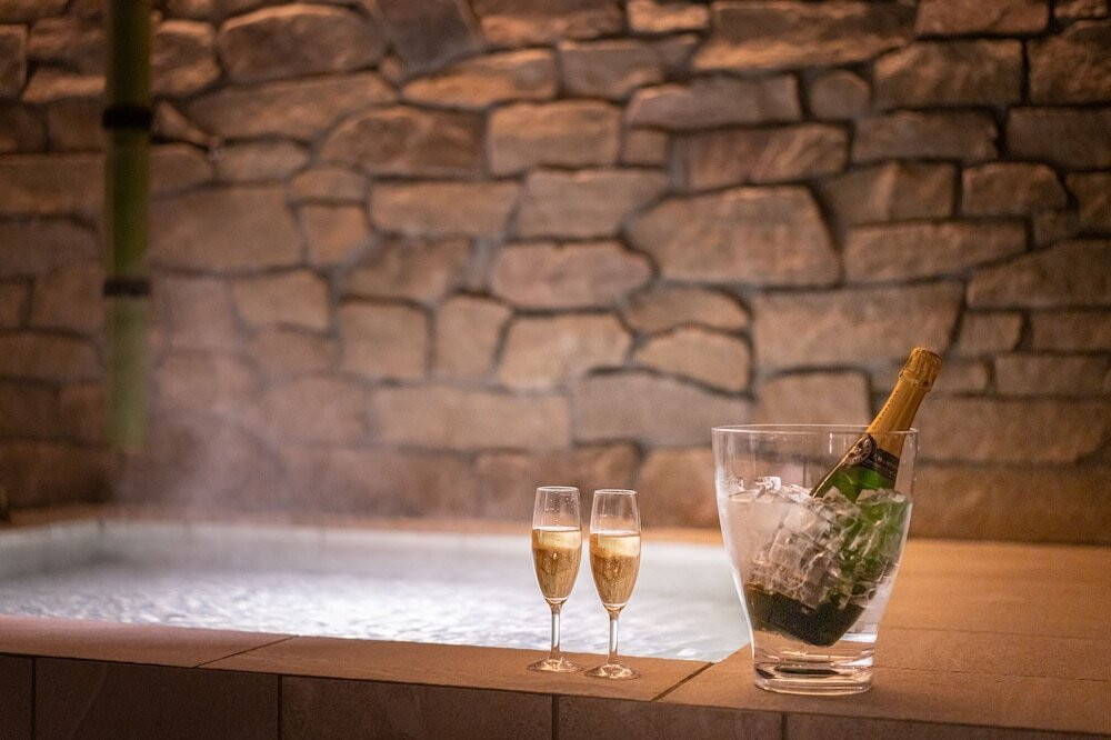 自然に浸る温泉時間…。海か緑を眺める客室温泉3546871