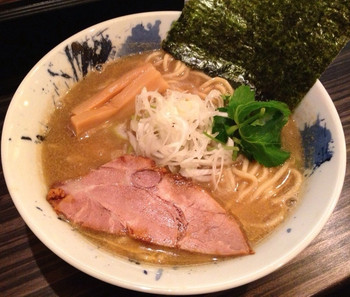 「志奈そば 田なか」料理 598357 中濃豚煮干し醤油そば