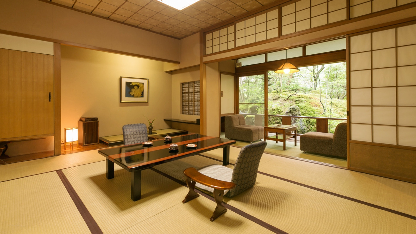 6.建物が重要指定文化財に指定されている宿「法師」3523064