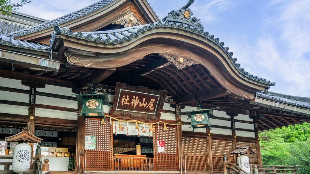 尾山神社　拝殿 / 3