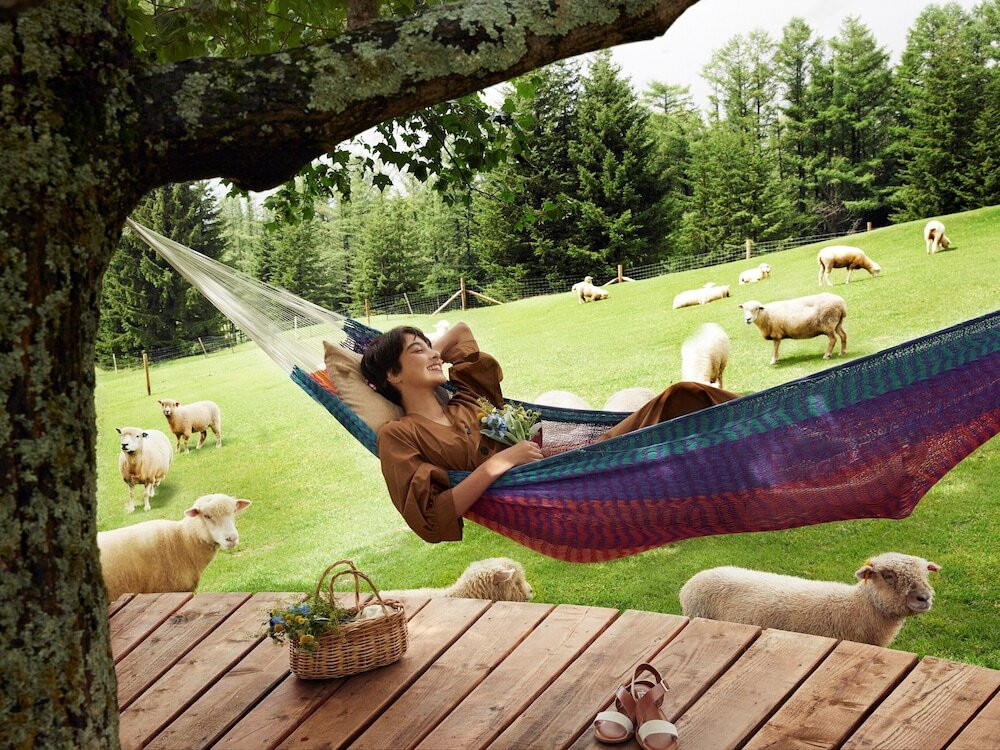 ファームエリア 羊とお昼寝ハンモック