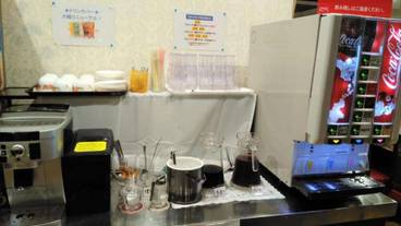 朝食スペース / 7