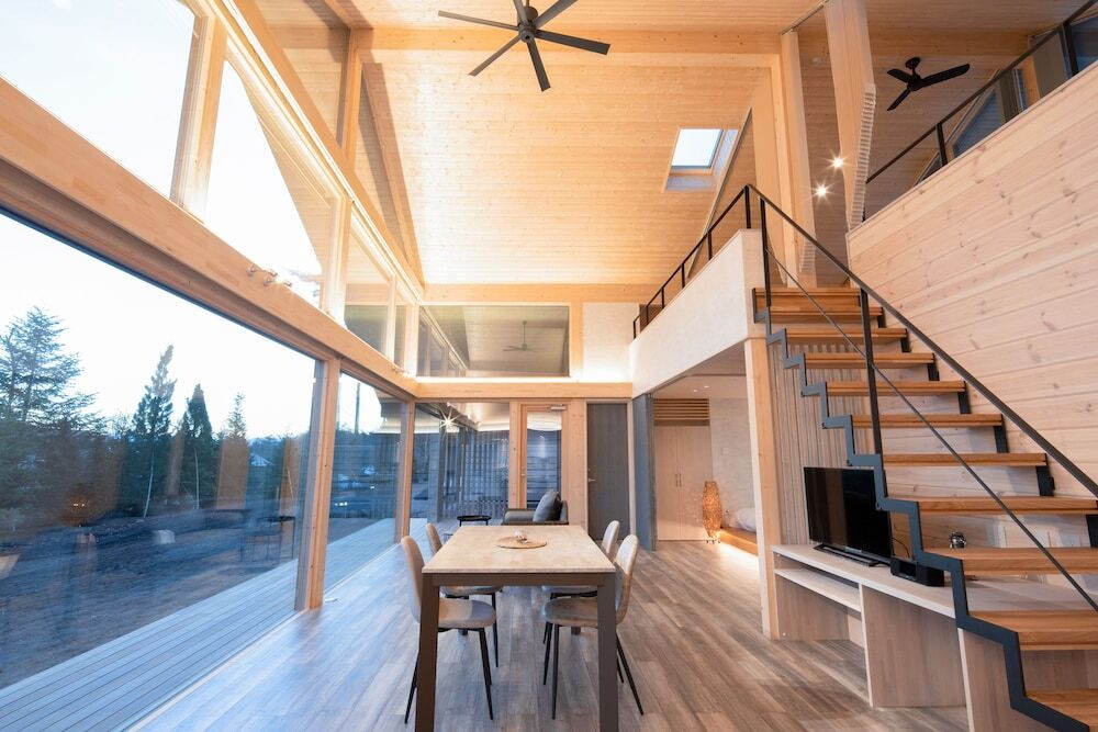 リビングダイニング①