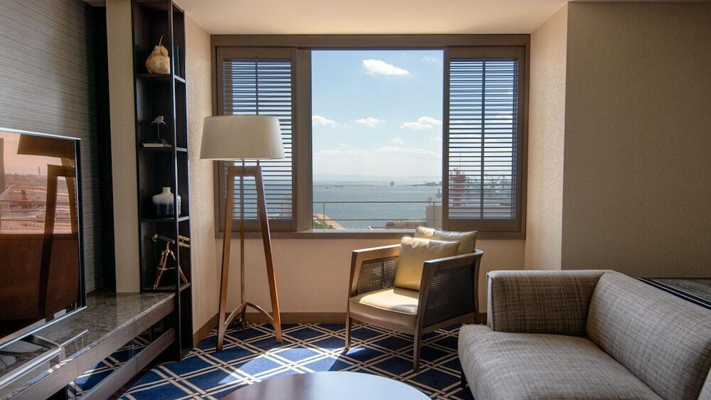 神戸・三宮のおしゃれなホテルで2人の気分を盛り上げよう♪4284370