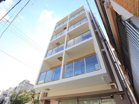 たびの邸宅 沖縄那覇 / 3