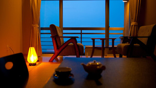 和室　デラックスルーム オーシャンビュー　足湯付