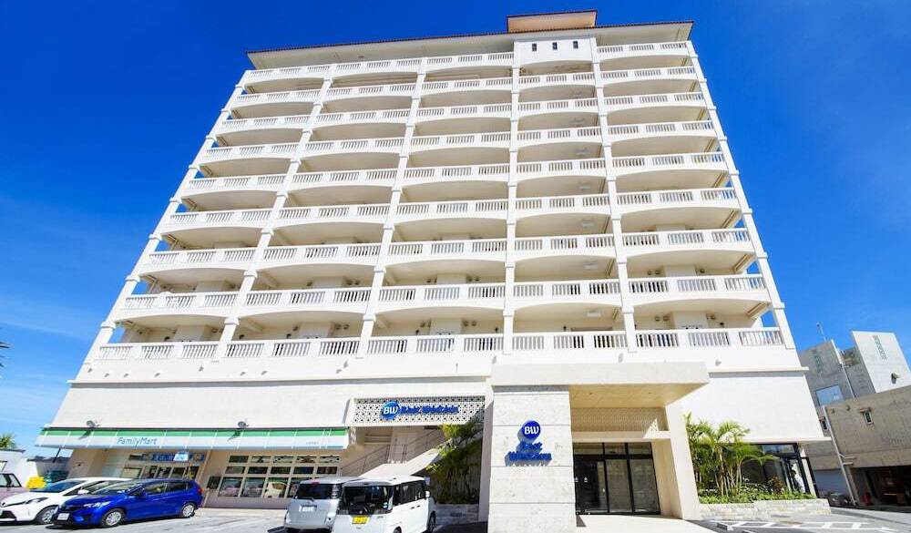 ホテル1階 コンビニ / 5