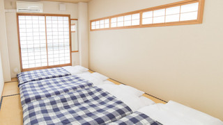 和室 4人部屋 (共用バスルーム)