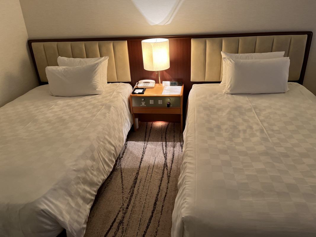 シェラトンのベッドとは異なりました。