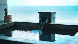 ジュニア スイート 1 ベッドルーム レイクビュー