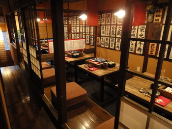 「もつ鍋 寅屋」 内観 8027213 店内