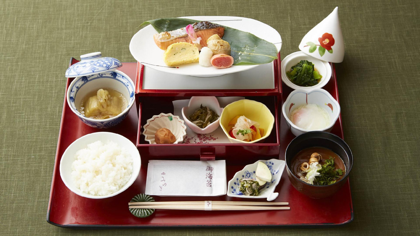 都心の雲海に包まれる、ラグジュアリーな体験を4070692