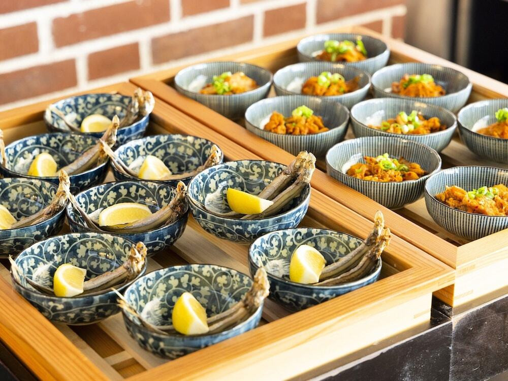 朝食
