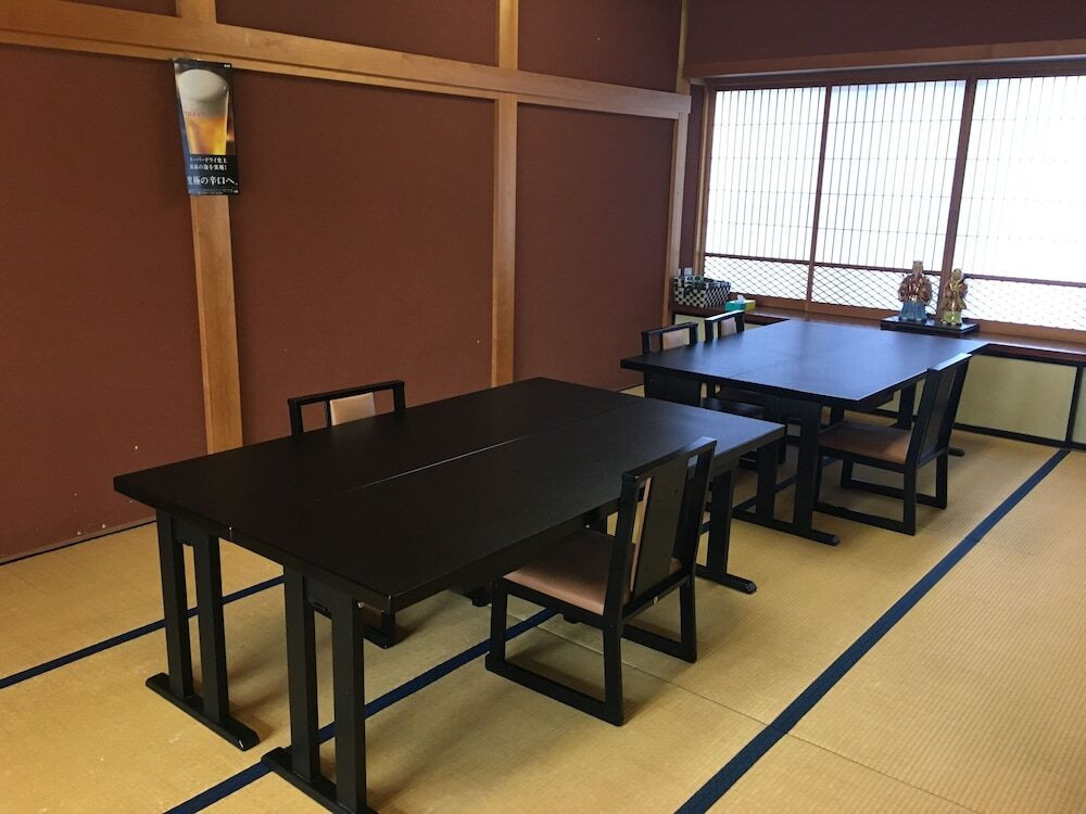 旅館のお食事処