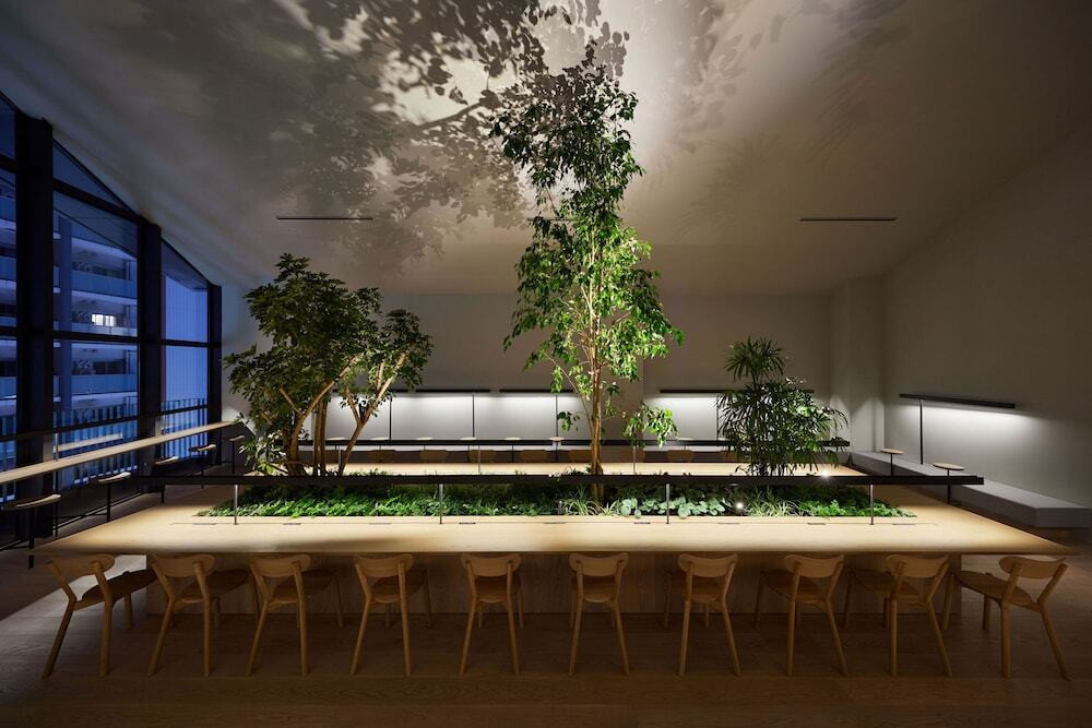 ロビーラウンジ