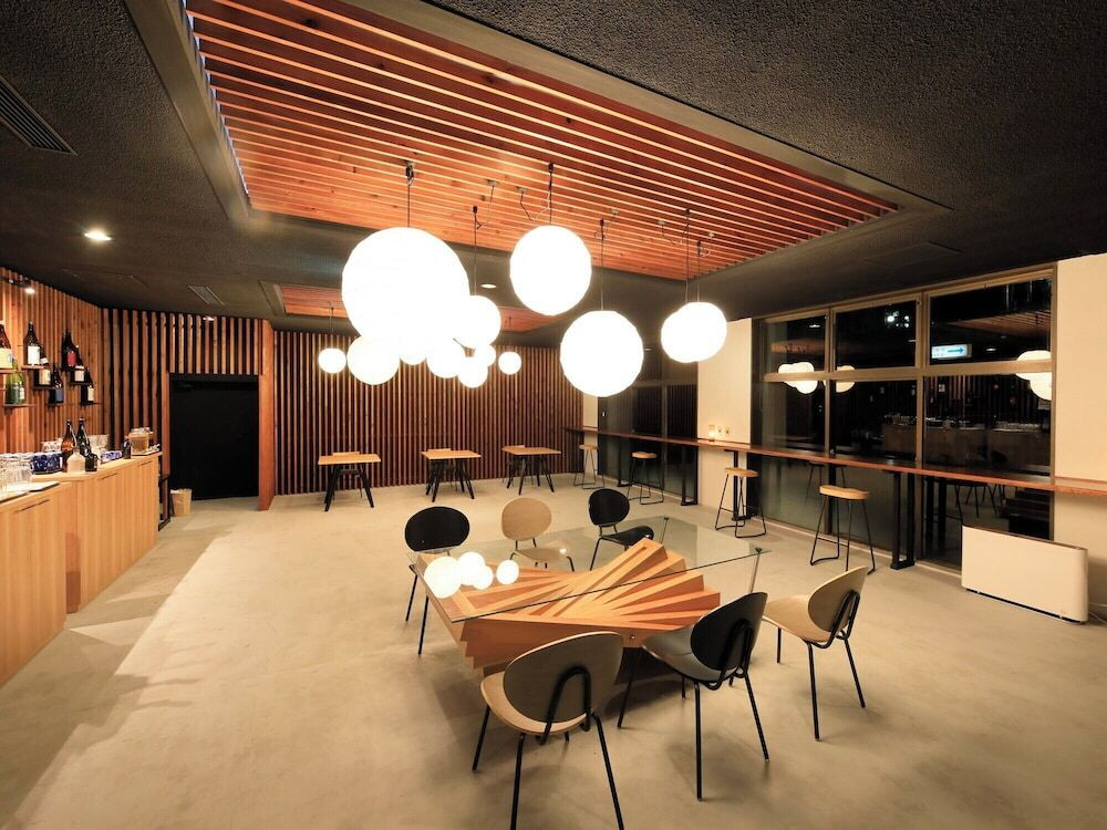 ロビーラウンジ