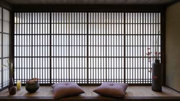 客室の格子戸 / 16