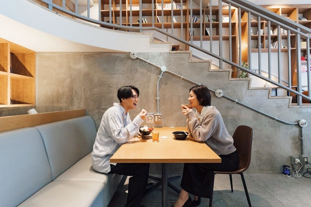 ロビーラウンジ