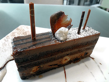 「ショコラティエ パレ ド オール TOKYO」 料理 8388414 アル チョコラータ 