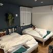 セミダブル二つの部屋です。ベッドは快適。