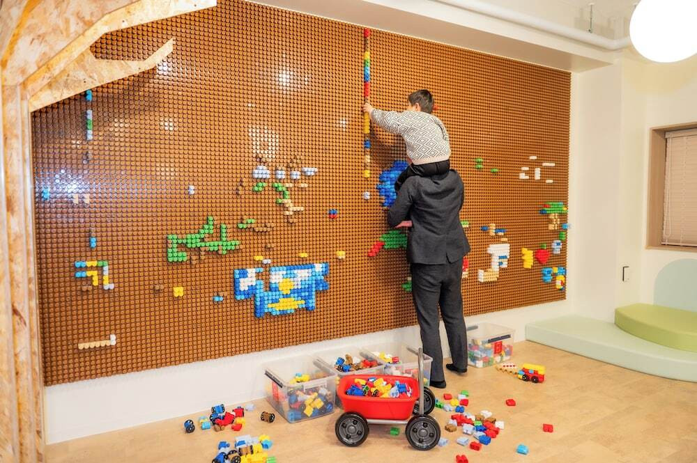 子供用の遊び場 - 屋内