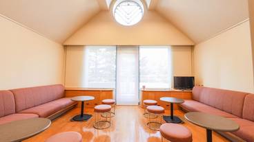 ロビーラウンジ / 19