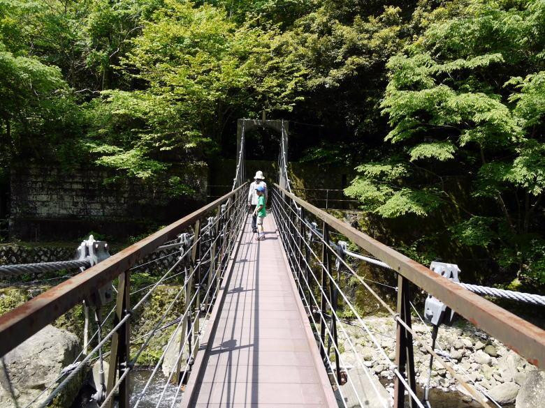 7.堂ヶ島渓谷遊歩道をハイキング1814926