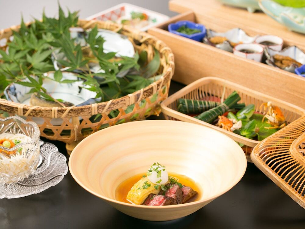 かぐや姫がモチーフ、緑あふれる旅館3488267