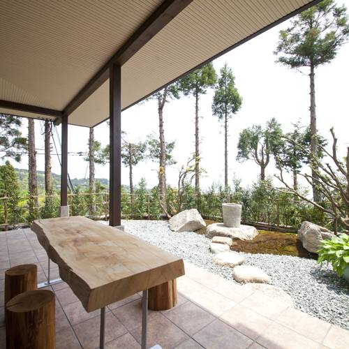 合歓木(1階和洋室)テラス / 1