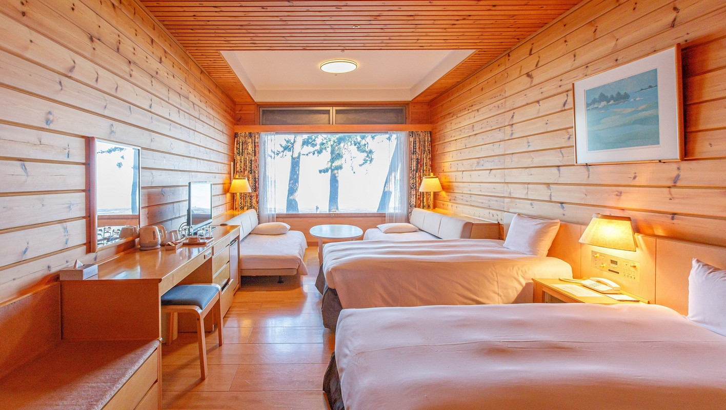 レイクサイドビュー ファミリールーム