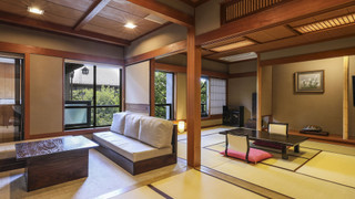 和室　スーペリアルーム　（露天風呂付）　庭園側（一名利用不可）