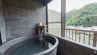 [和モダンスーペリア洋室] 38平米 + 専用テラス6平米 信楽焼露天風呂 禁煙