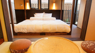 離れ-MIGI(右)- 禁煙