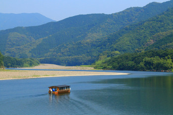 The scenery of the Shimanto River that soothes your soul, so that your troubles can be washed away... 2118785