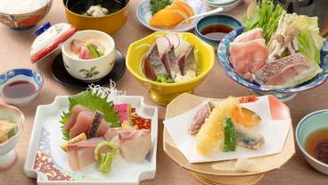 食事・飲み物 / 3