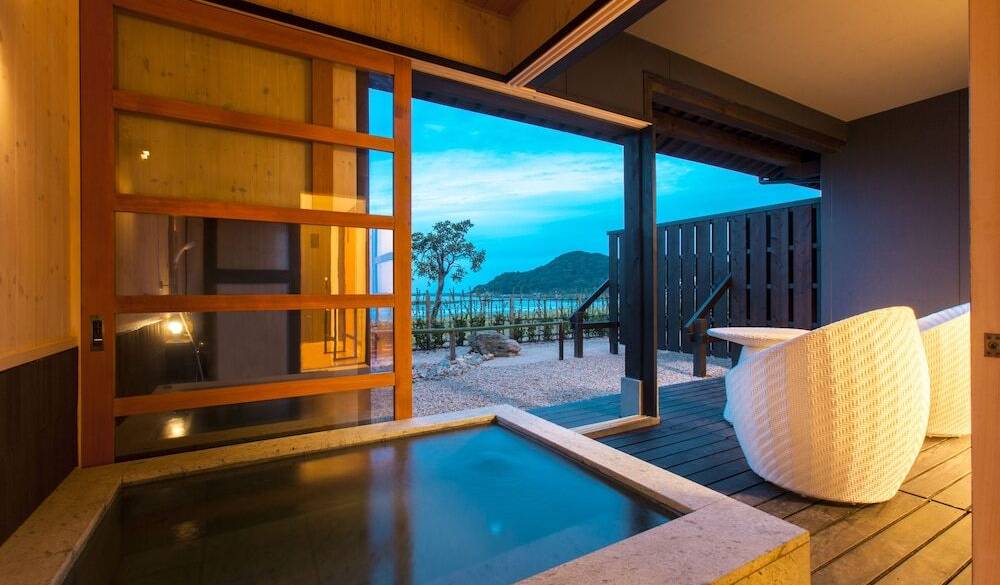 1階の客室露天風呂 / 1