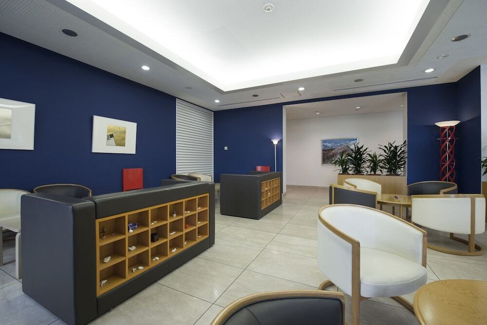 ロビーラウンジ