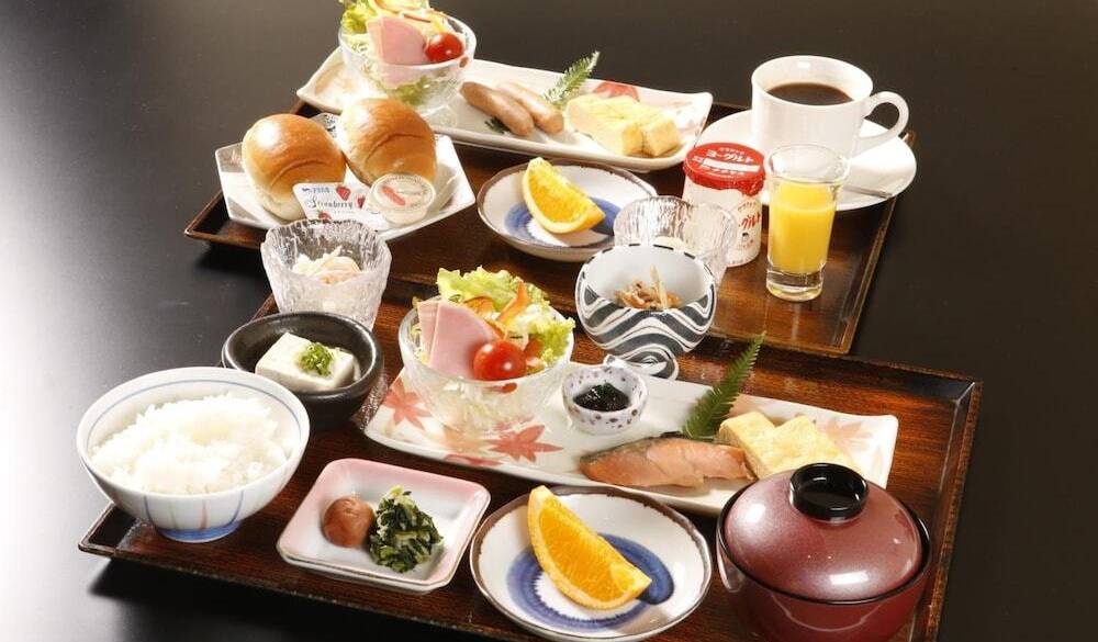 ホテル菊乃家 朝食一例 / 1