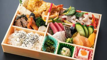 食事・飲み物 / 1