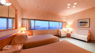 デラックスツインルーム禁煙　リバービュー　シングルベッド2台+エキストラベッド1台