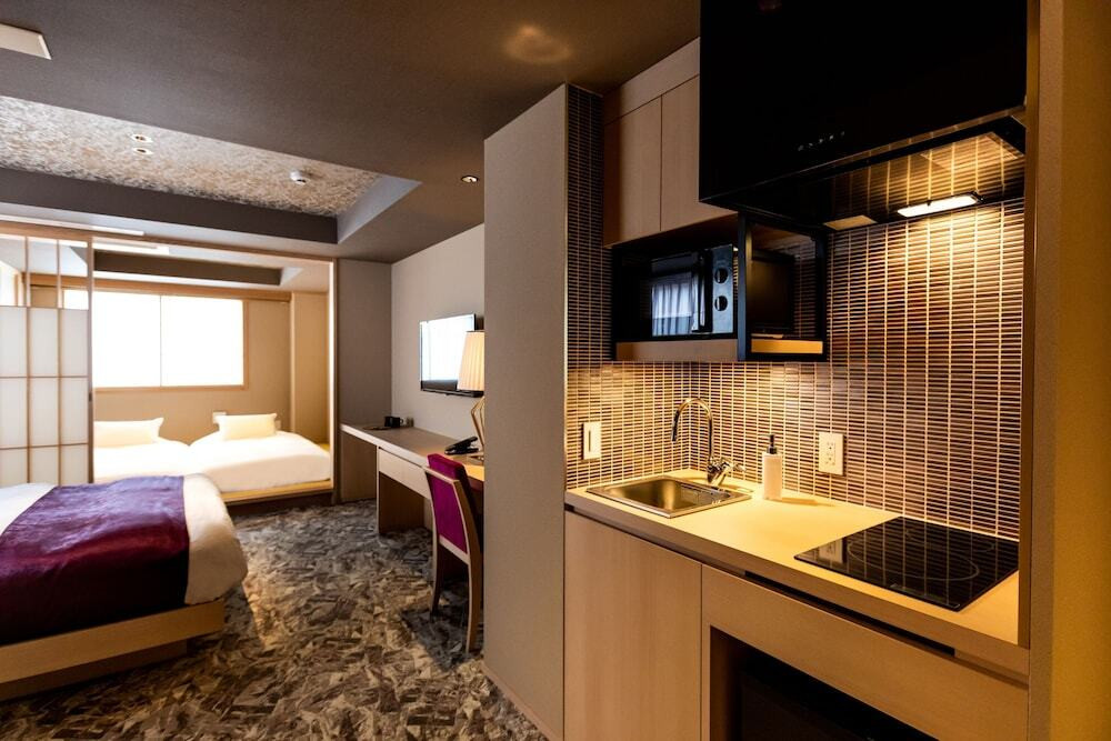 デザイナーズホテルで暮らすように過ごす、快適なひととき3422057