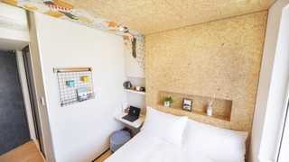 スタジオ (Double, One of a Kind)