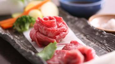 食事・飲み物 / 13