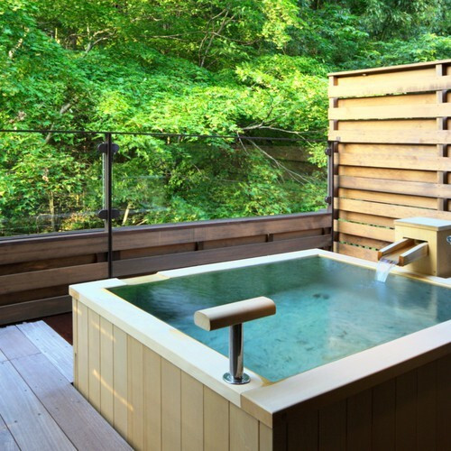 露天風呂付き客室のお風呂一例