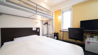 ダブルルーム ロフトベッド付き 禁煙