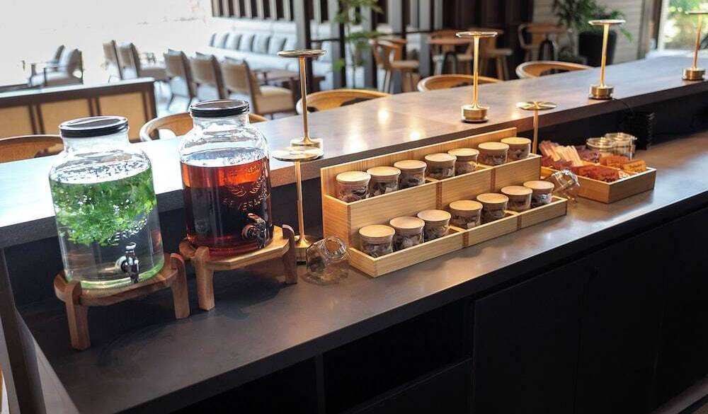 ロビーラウンジ／フリードリンク / 1