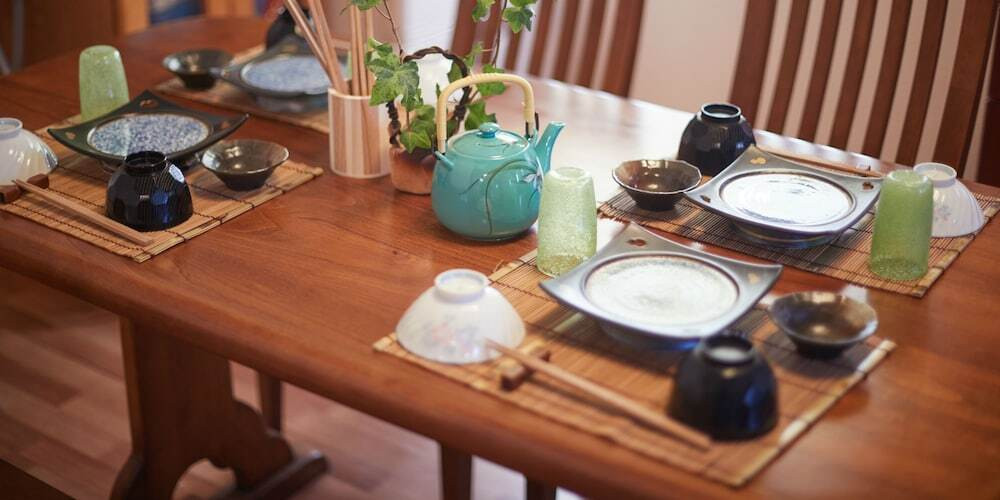 客室内のダイニングエリア