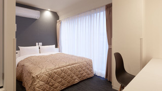 ダブルルーム 禁煙 (16平米/ベッド幅150cm/エレベーターなし)