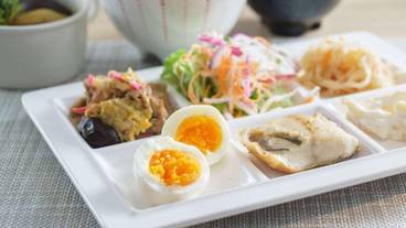 朝食ビュッフェ / 3